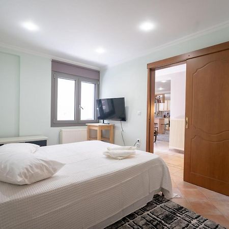 Rafina 1 Bedroom 2 Persons Apartment By Mps Екстер'єр фото